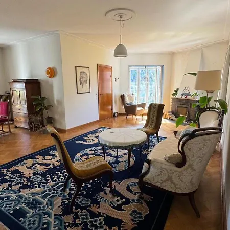 230 Sqmtr 3-bedroom Stylish Art Deco House Apartment *