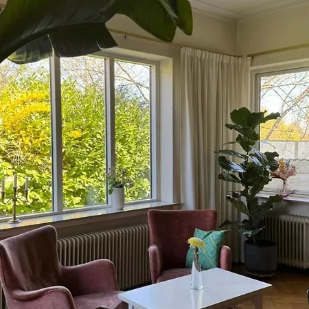 230 Sqmtr 3-bedroom Stylish Art Deco House Gentofte